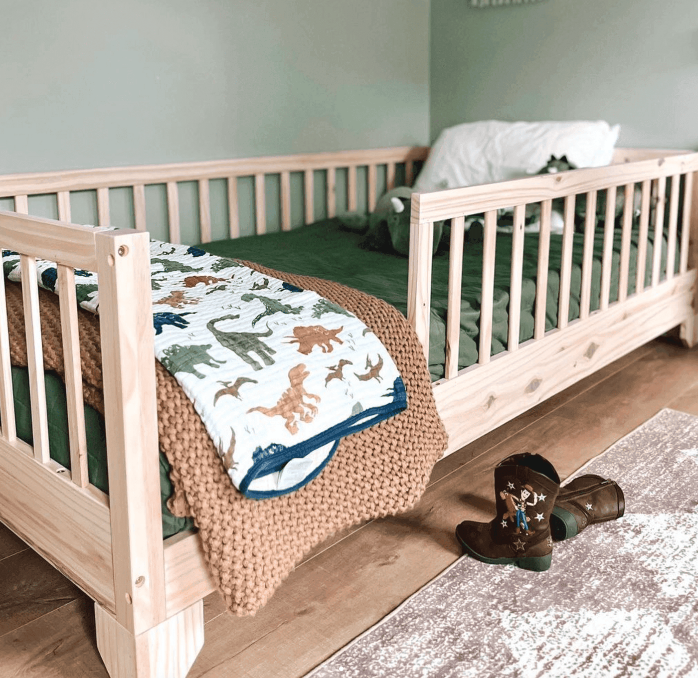 Luca Montessori Toddler Bed | Floor Bed with Rails