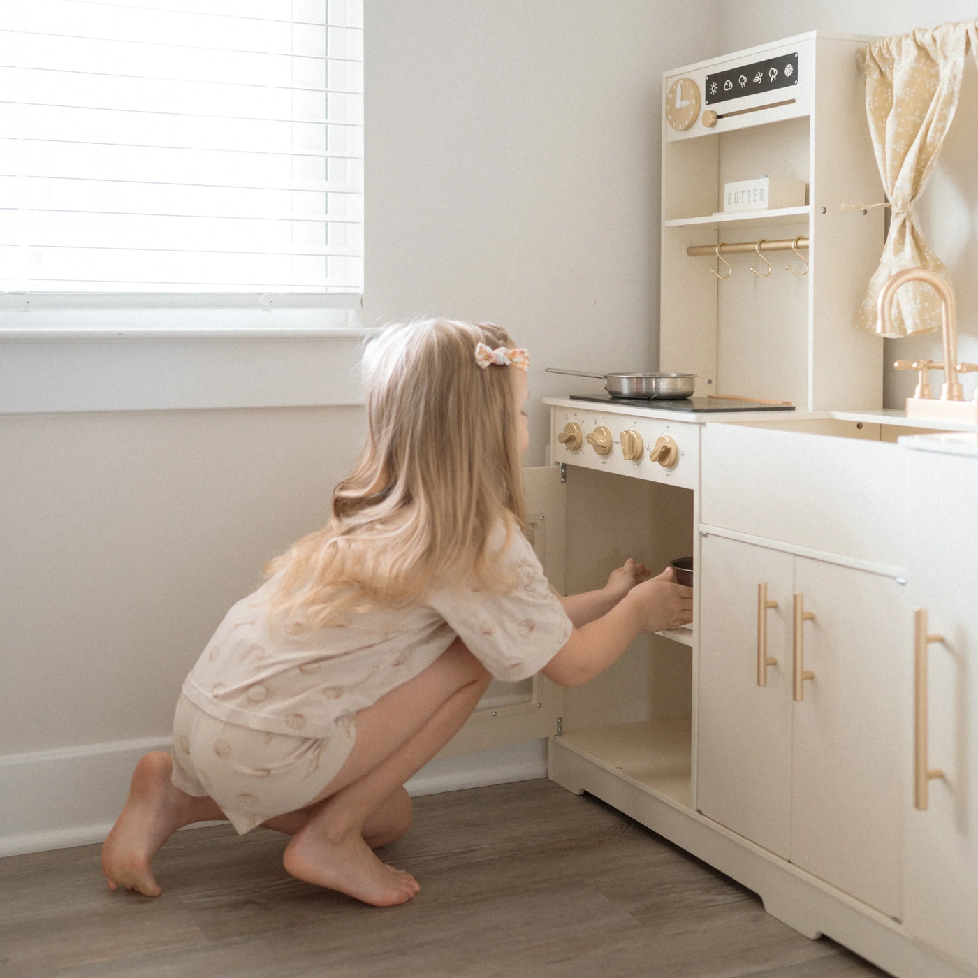 Tiny Land® Trendy Home Style Play Kitchen Tiny Land