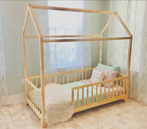 
  
	
    
	
    Aiden Toddler House Bed with Rails