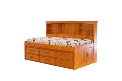 DISCOVERY WORLD FURNITURE HONEY TWIN SIZE BOOKCASE DAY BED Custom Kids Furniture